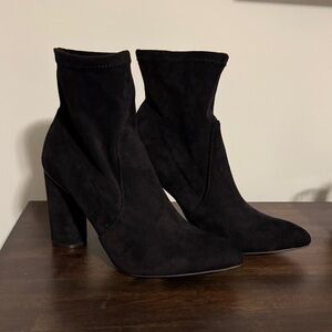 Black suede Women's heels